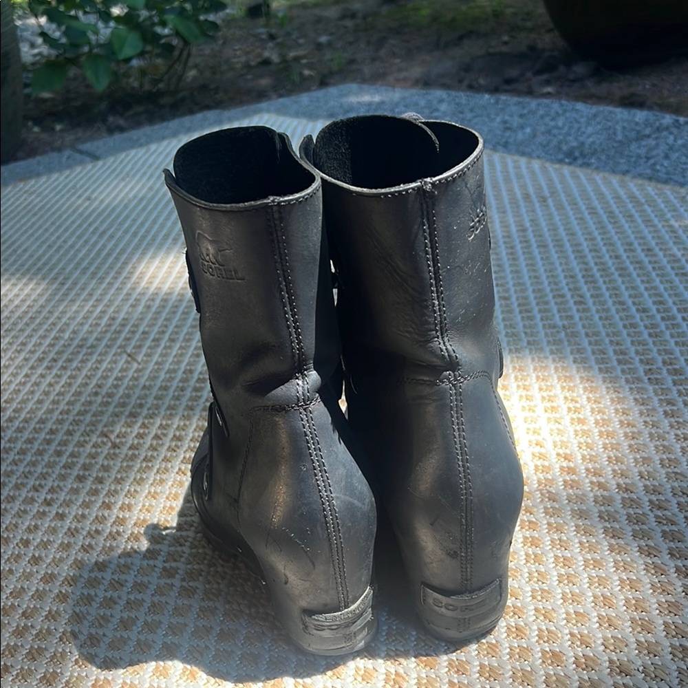 Sorel Black Lace Up Wedge Boots - Picture 5 of 7